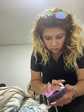 viictoria moncada online show from 07-03-26, 01:56