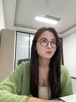 Snapshot of Taosi11 chatting on 04-18-26, 07:22 Taosi11 online show from 04-18-26, 07:22