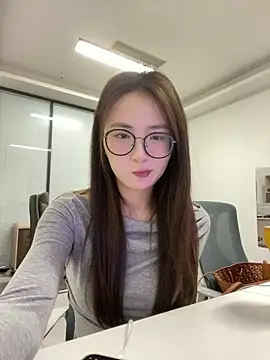 Snapshot of Taosi11 chatting on 04-27-26, 06:55 Taosi11 online show from 04-27-26, 06:55