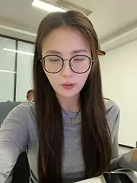 Snapshot of Taosi11 chatting on 04-28-26, 07:02 Taosi11 online show from 04-28-26, 07:02