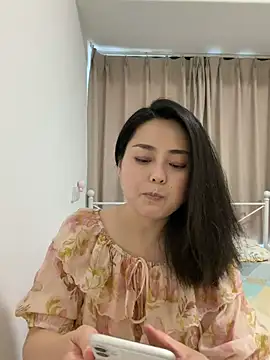 Snapshot of orangeoneday chatting on 06-17-26, 03:28 orangeoneday online show from 06-17-26, 03:28