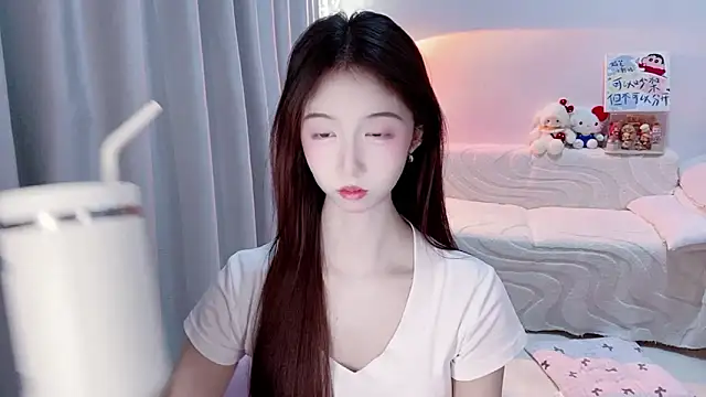 Snapshot of lucky-tt chatting on 05-17-26, 10:26 lucky-tt online show from 05-17-26, 10:26