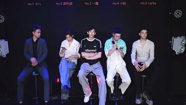 Snapshot of Gaogaoi-001 chatting on 04-14-26, 12:32 Gaogaoi-001 online show from 04-14-26, 12:32