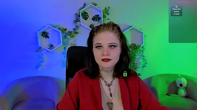 Snapshot of nikki_kiss_ chatting on 07-10-26, 08:36 nikki kiss online show from 07-10-26, 08:36