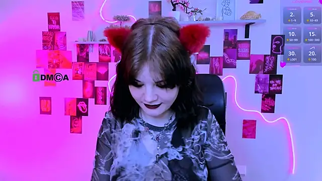 Snapshot of nikki_kiss_ chatting on 05-13-26, 09:05 nikki kiss online show from 05-13-26, 09:05