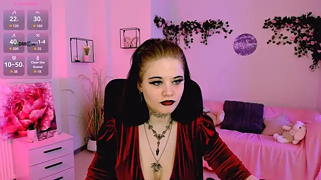 Snapshot of nikki_kiss_ chatting on 07-08-26, 08:37 nikki kiss online show from 07-08-26, 08:37