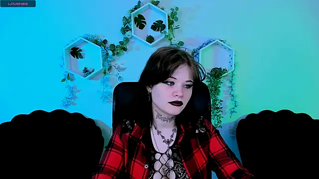 Snapshot of nikki_kiss_ chatting on 06-15-26, 08:25 nikki kiss online show from 06-15-26, 08:25
