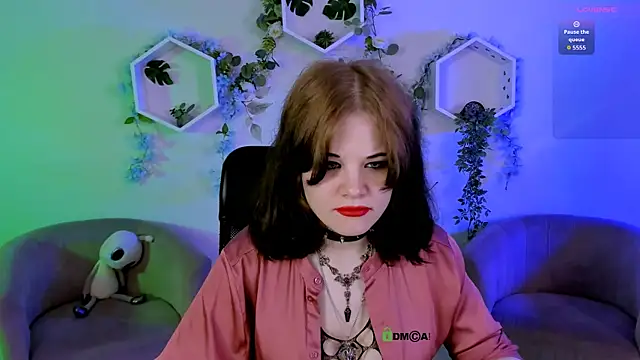 Snapshot of nikki_kiss_ chatting on 07-21-26, 08:59 nikki kiss online show from 07-21-26, 08:59
