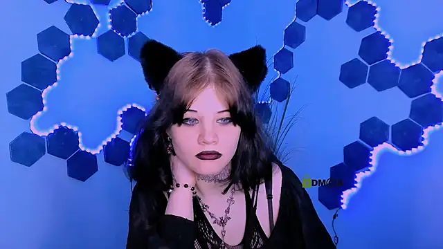Snapshot of nikki_kiss_ chatting on 05-20-26, 09:17 nikki kiss online show from 05-20-26, 09:17