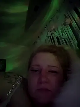 jilljizzle1990 online show from 04-14-26, 06:40