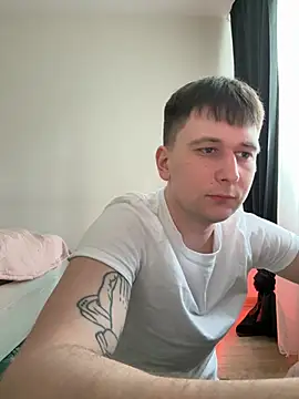 Snapshot of submarine_ chatting on 04-14-26, 12:43 submarine online show from 04-14-26, 12:43
