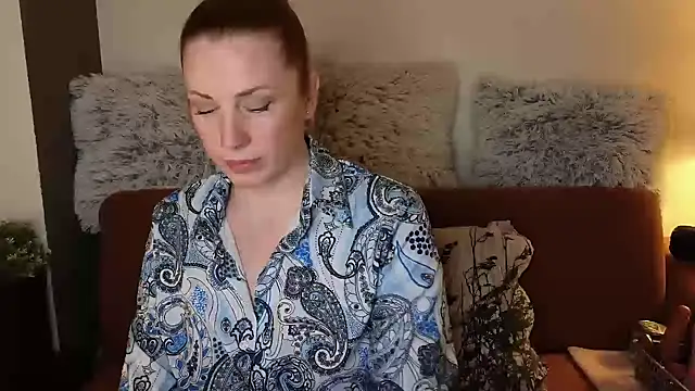 Sharon Red online show from 03-24-26, 06:08