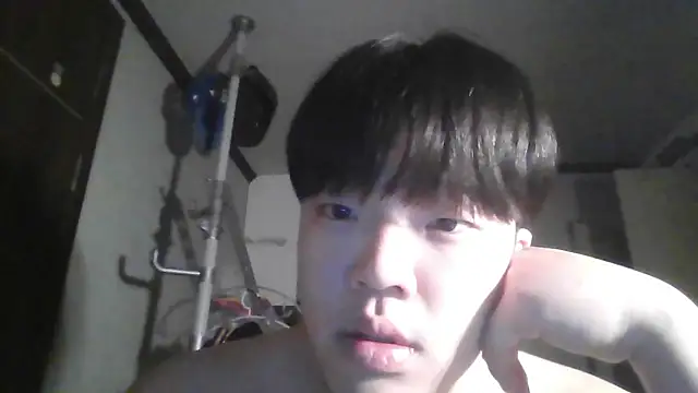 Snapshot of reogjdossw chatting on 04-13-26, 03:05 reogjdossw online show from 04-13-26, 03:05