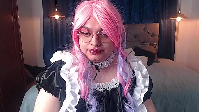 Snapshot of luna_snow_ chatting on 04-15-26, 04:00 luna snow online show from 04-15-26, 04:00