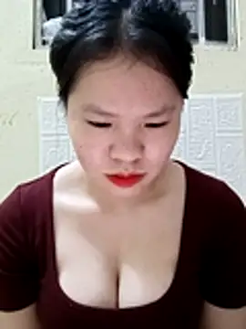 Snapshot of Seraphinahh chatting on 04-25-26, 03:53 Seraphinahh online show from 04-25-26, 03:53