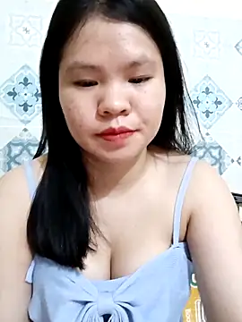 Snapshot of Seraphinahh chatting on 05-10-26, 03:36 Seraphinahh online show from 05-10-26, 03:36