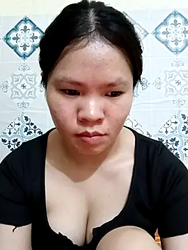 Snapshot of Seraphinahh chatting on 05-07-26, 04:21 Seraphinahh online show from 05-07-26, 04:21