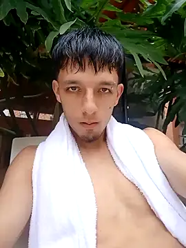 Snapshot of dark_men1 chatting on 04-26-26, 08:17 dark men1 online show from 04-26-26, 08:17