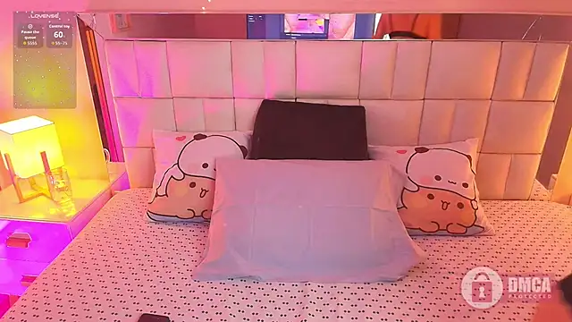 lily reeds online show from 05-04-26, 01:14