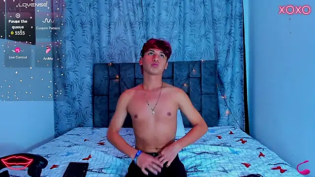 IhanKing online show from 07-12-26, 07:37