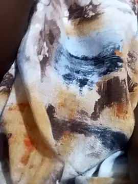 Beverlyswees online show from 04-19-26, 02:18