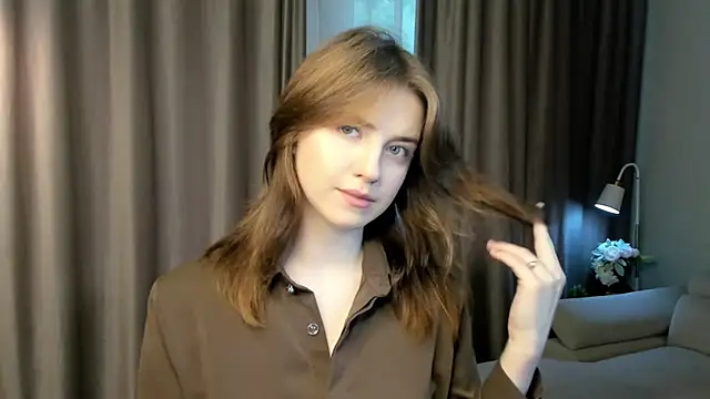 RenateVashaw online show from 07-14-26, 05:45