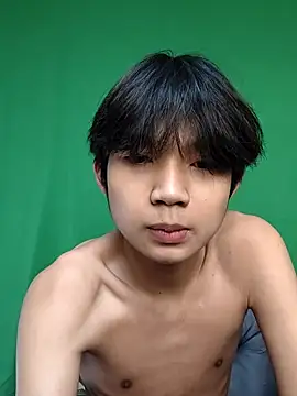 Snapshot of -OvO- chatting on 04-25-26, 02:03 -OvO- online show from 04-25-26, 02:03