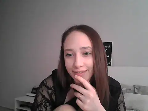DarkMirel online show from 05-05-26, 01:36