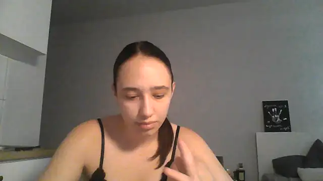 Snapshot of DarkMirel chatting on 07-05-26, 04:03 DarkMirel online show from 07-05-26, 04:03