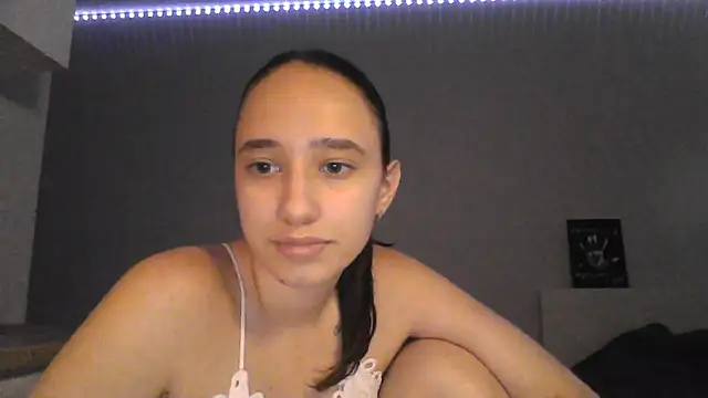 Snapshot of DarkMirel chatting on 07-19-26, 03:09 DarkMirel online show from 07-19-26, 03:09