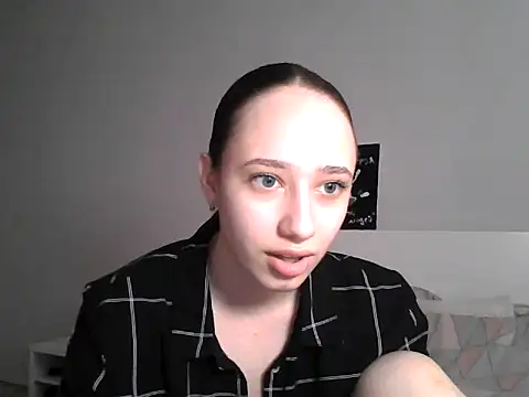DarkMirel online show from 05-07-26, 01:47