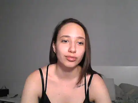 Snapshot of DarkMirel chatting on 05-31-26, 06:20 DarkMirel online show from 05-31-26, 06:20