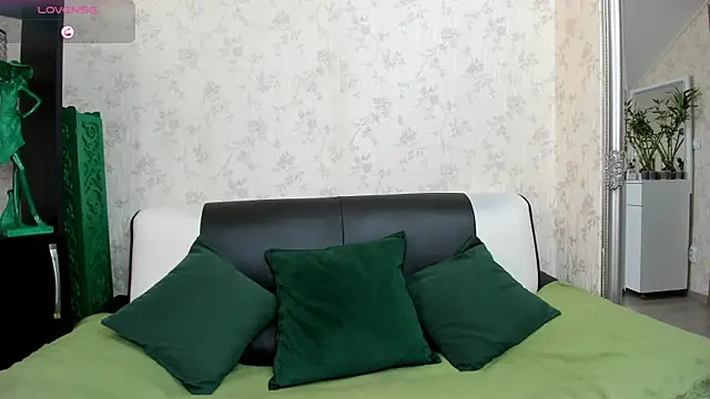 FemCupid online show from 07-08-26, 04:24