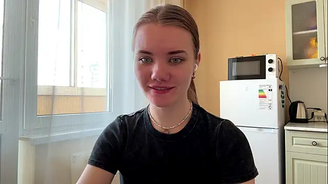 Snapshot of doana_bebriti chatting on 05-05-26, 12:19 doana bebriti online show from 05-05-26, 12:19