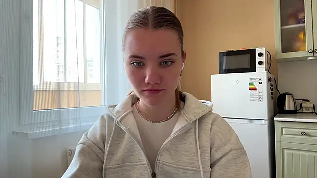 Snapshot of doana_bebriti chatting on 05-07-26, 11:24 doana bebriti online show from 05-07-26, 11:24