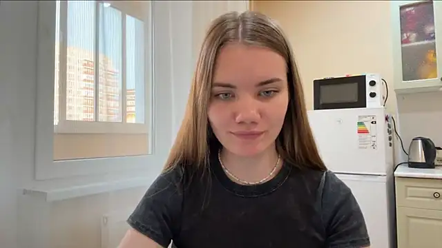 Snapshot of doana_bebriti chatting on 05-11-26, 04:04 doana bebriti online show from 05-11-26, 04:04
