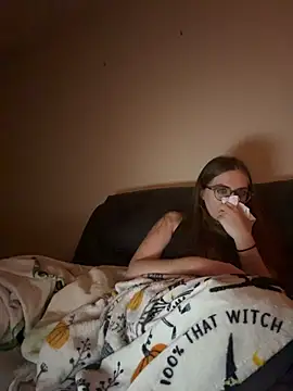 prettykitttty online show from 04-22-26, 05:58
