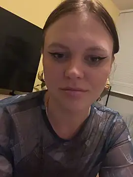 Snapshot of SweetLikaaa chatting on 05-02-26, 10:15 SweetLikaaa online show from 05-02-26, 10:15