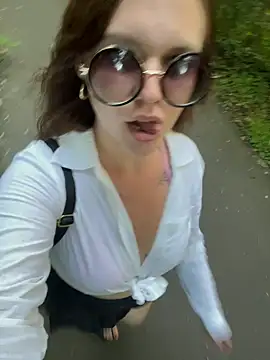 Snapshot of SweetLikaaa chatting on 06-22-26, 06:49 SweetLikaaa online show from 06-22-26, 06:49
