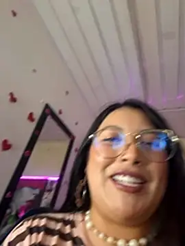 Dakota lee03 online show from 04-18-26, 07:07