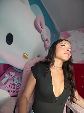 Snapshot of Abby--18 chatting on 04-15-26, 02:32 Abby--18 online show from 04-15-26, 02:32