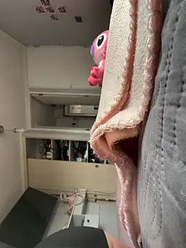 pazzuttraa online show from 04-14-26, 03:50