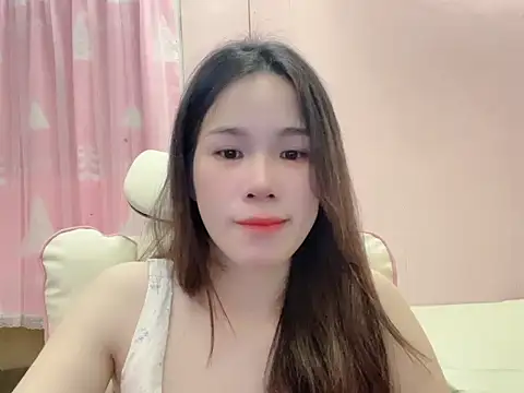 Snapshot of Luna3579 chatting on 07-23-26, 04:58 Luna3579 online show from 07-23-26, 04:58