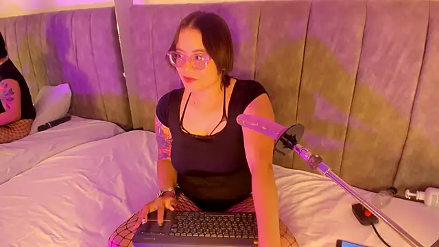 Snapshot of kiara78sweet chatting on 06-30-26, 12:49 kiara78sweet online show from 06-30-26, 12:49