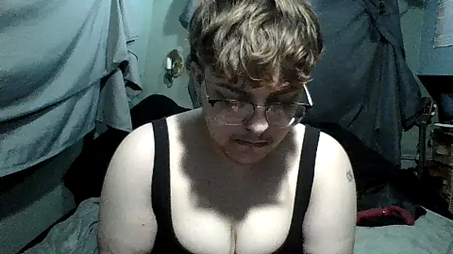 BashfulEmby online show from 04-14-26, 03:33