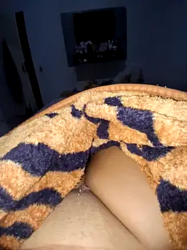 emimyy online show from 04-29-26, 06:39