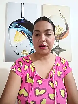 Silvana2927 online show from 06-21-26, 06:19