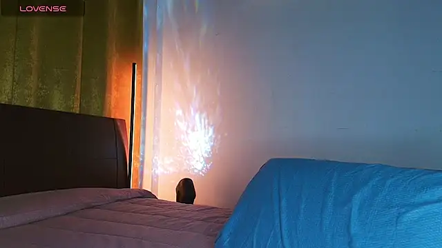 Snapshot of Lucaa_ferrer chatting on 06-06-26, 02:17 Lucaa ferrer online show from 06-06-26, 02:17