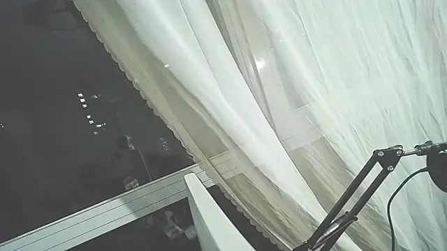 Luna5211 online show from 04-21-26, 05:19