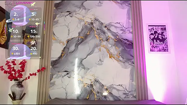 Amanda Victoria online show from 04-15-26, 04:07